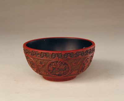 图片[1]-Colored bowl with dragon and phoenix patterns-China Archive